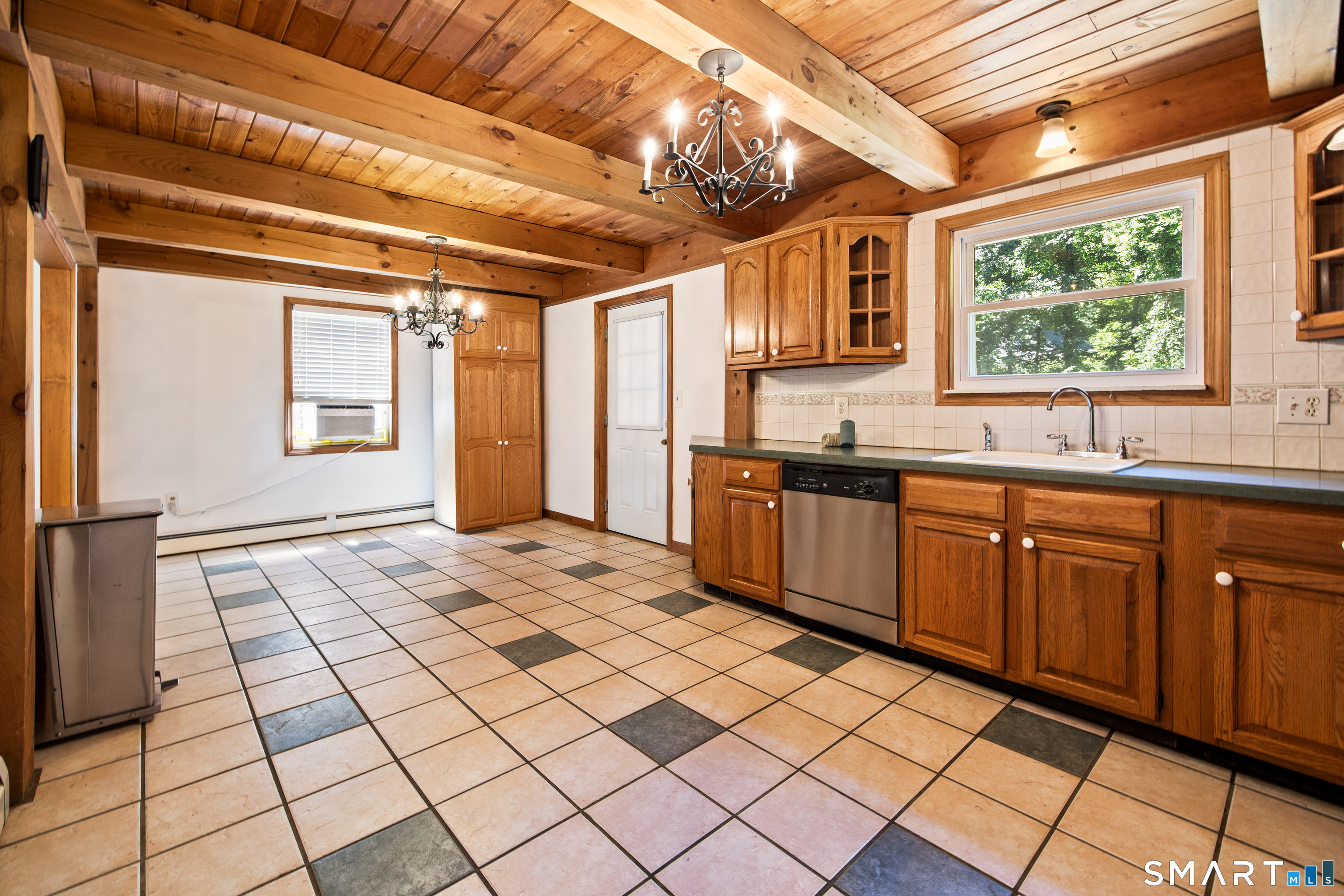 44 Juggernaut Road Prospect, CT 06712 - Photo 12 of 36 Gallery Image 12