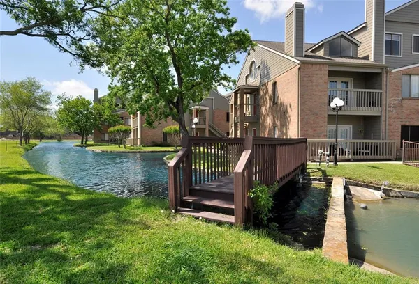 $1,275 | 2023 Gentryside Drive, Unit 103, Houston, TX 77077