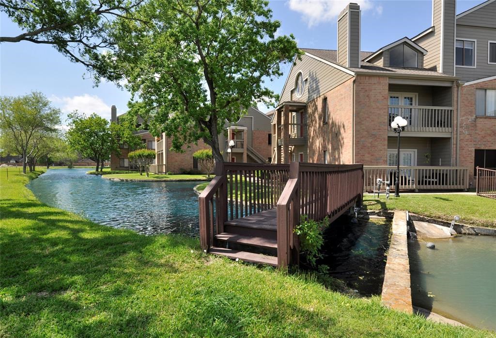 2023 Gentryside Drive, Unit 103 Houston, TX 77077 - Photo 28 of 33