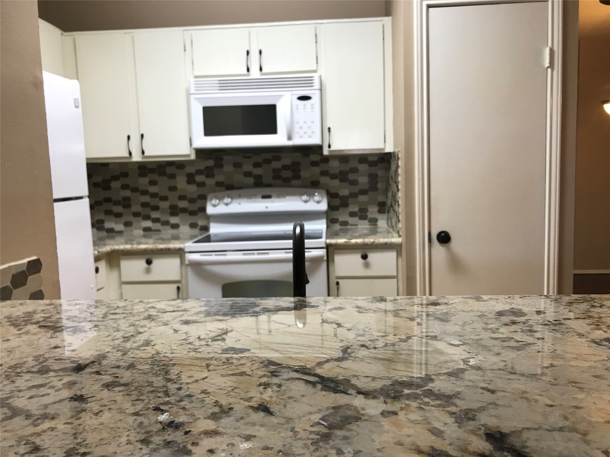 2023 Gentryside Drive, Unit 103 Houston, TX 77077 - Photo 8 of 33