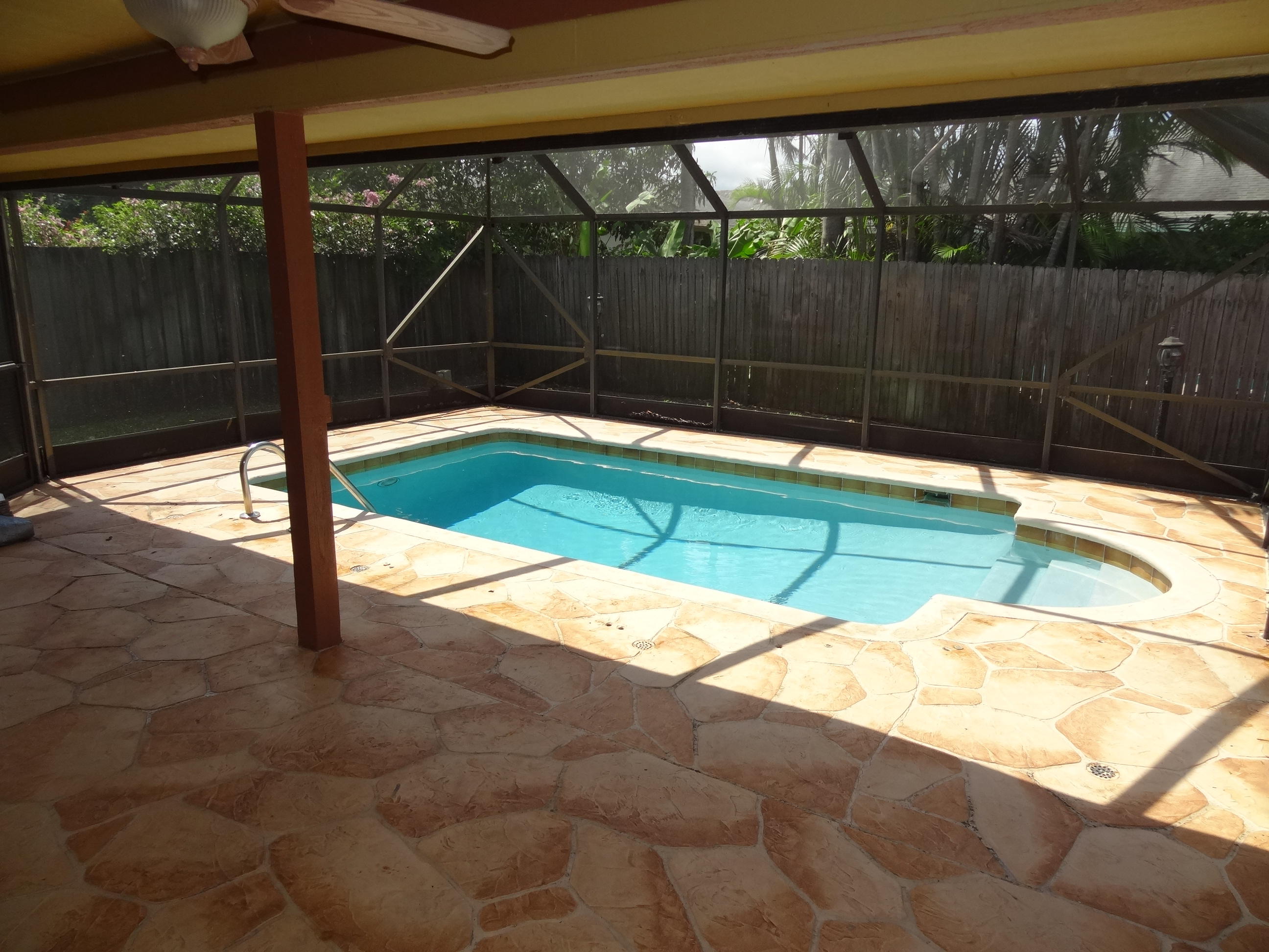 17275 Lake Park Road Boca Raton, FL 33487 - Photo 20 of 33 DSC05621