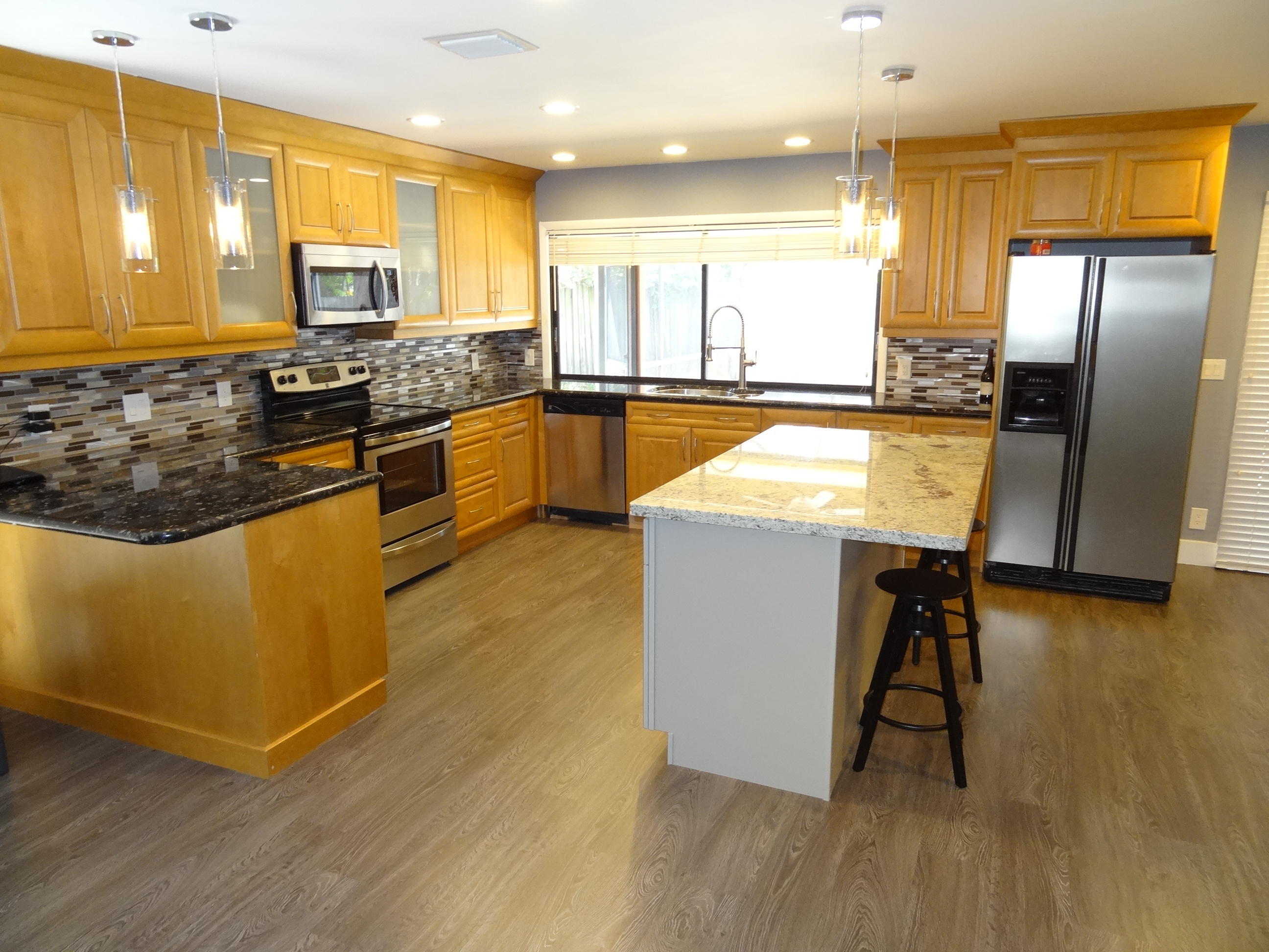 17275 Lake Park Road Boca Raton, FL 33487 - Photo 4 of 33 DSC05629