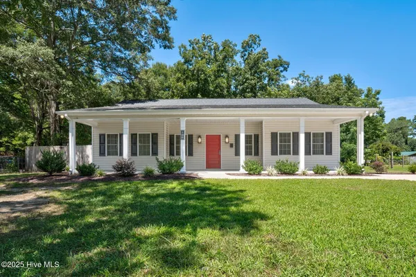 $284,000 | 406 South Dennis Street, Enfield, NC 27823