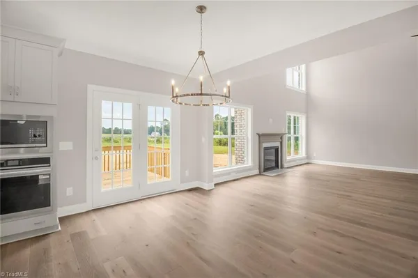 $789,900 | 3104 Pasture View Drive, Summerfield, NC 27358