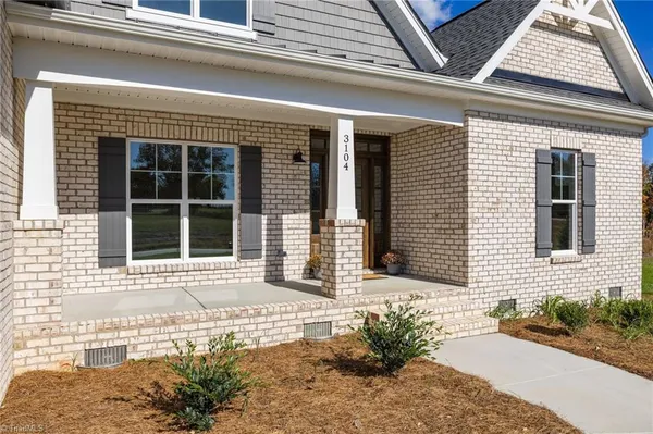 $789,900 | 3104 Pasture View Drive, Summerfield, NC 27358