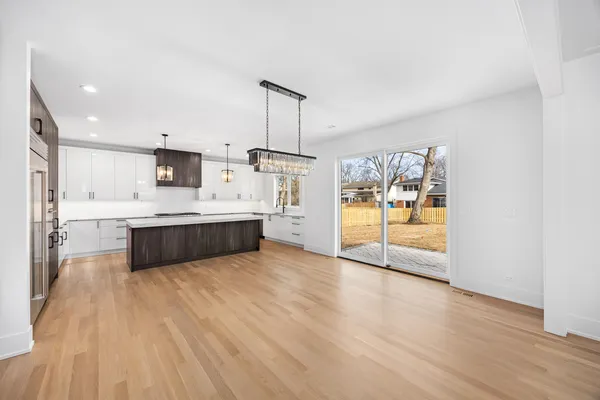$2,599,000 | 440 Briarhill Road, Glenview, IL 60025