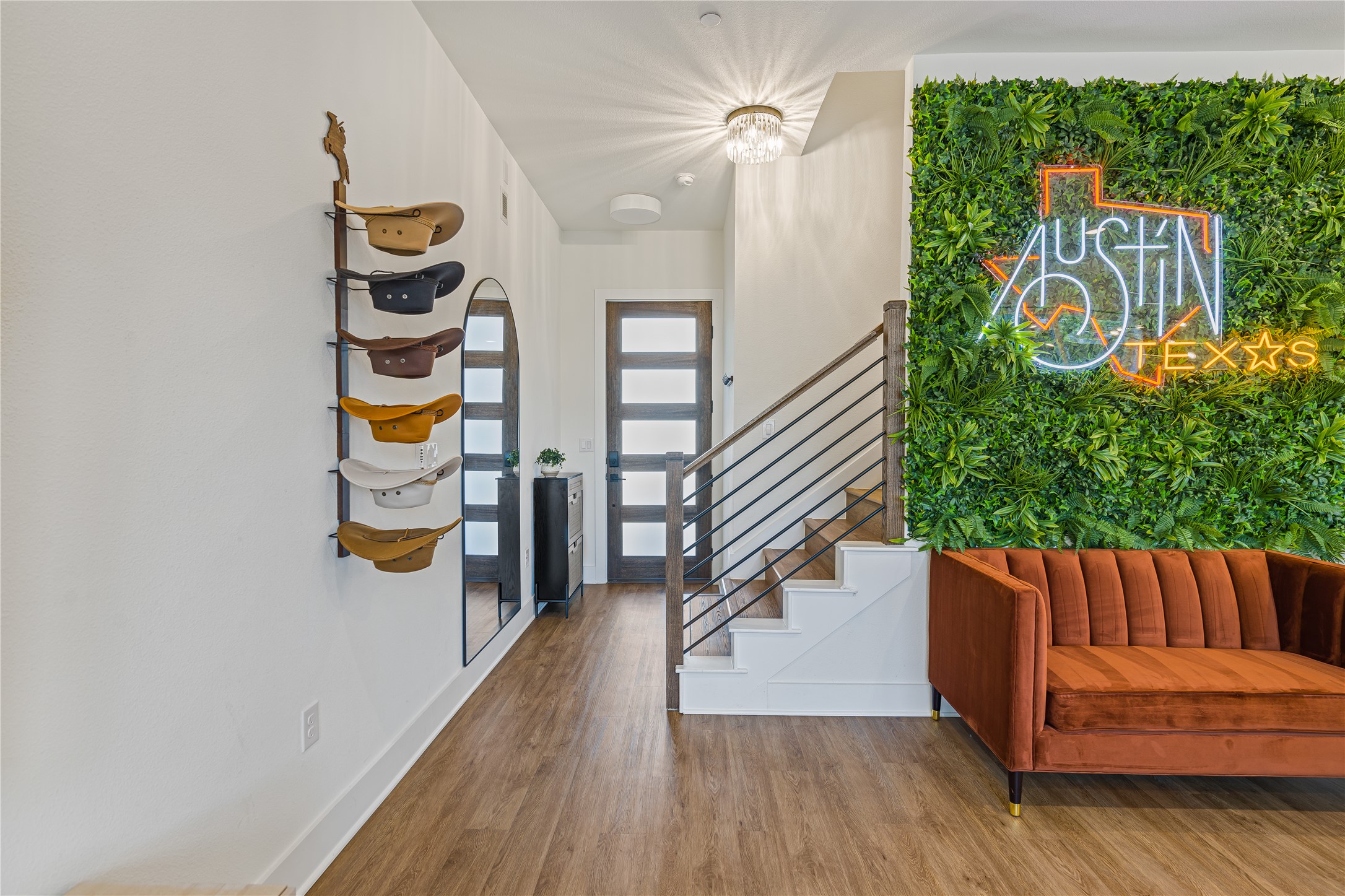 1811 Webberville Road, Unit 4103 Austin, TX 78721 - Photo 4 of 35 a view of entryway and hall