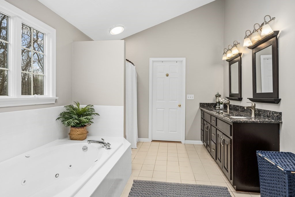 35 Smith Road Northborough, MA 01532 - Photo 25 of 39 Gallery Image 25