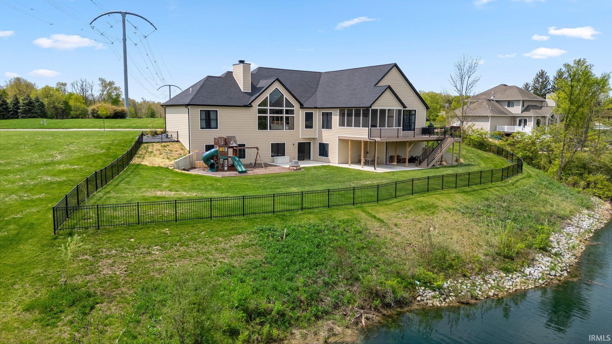 12324 Covington Manor Farms Road Fort Wayne, IN 46814 - Photo 4 of 36 Gallery Image 4