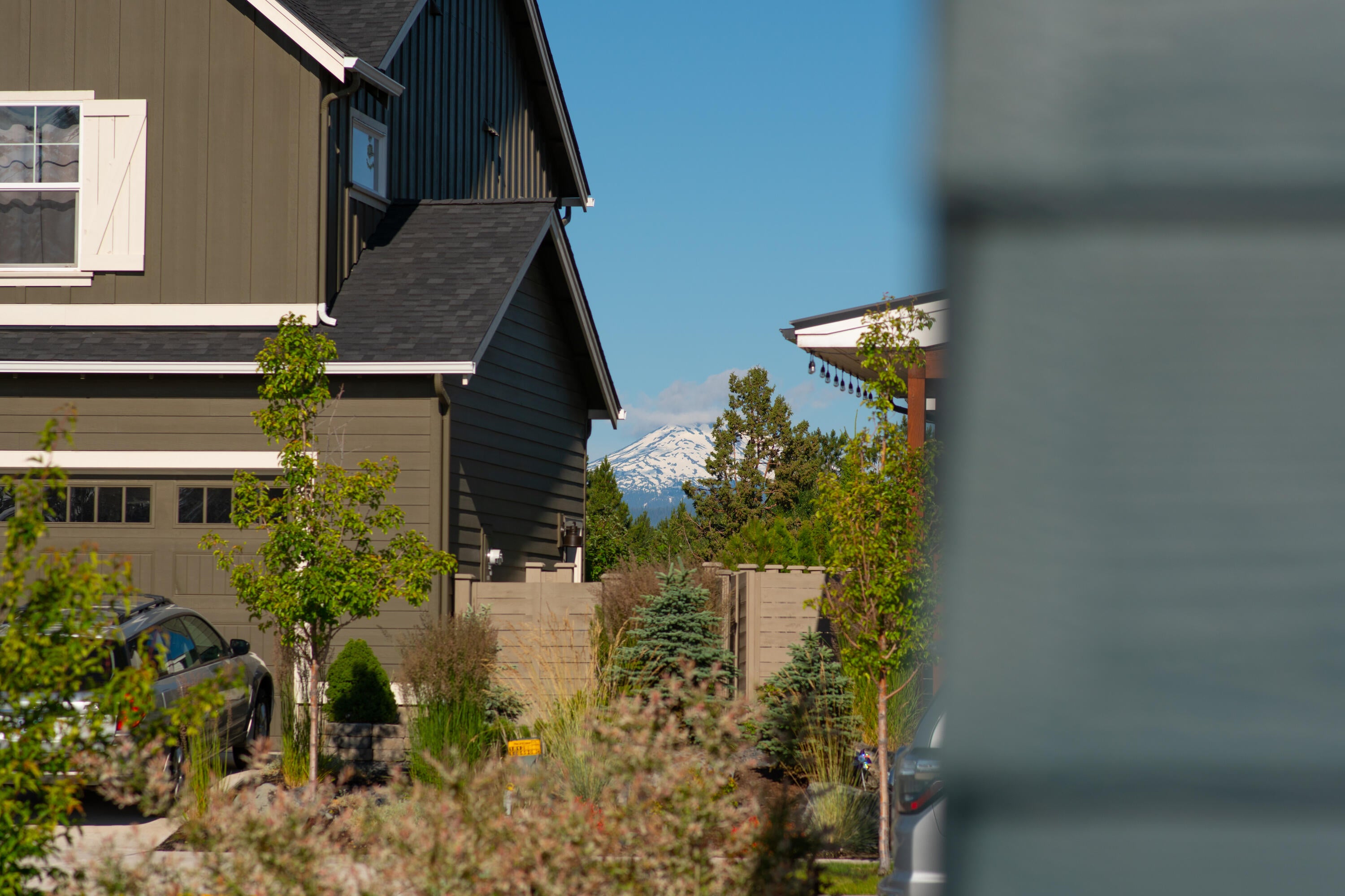 60085 Southeast Ruby Peak Loop Bend, OR 97702 - Photo 31 of 32 Mt Bachelor views from side yard.