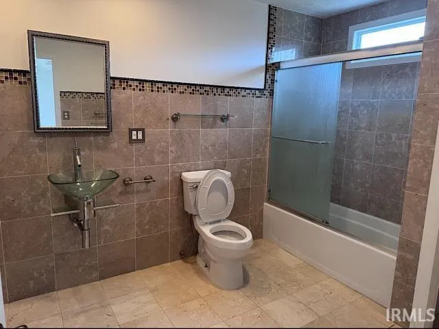 $1,200 | 2912 North Westwood Road, Muncie, IN 47303