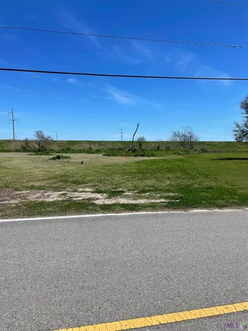 $149,000 | 2164 Hwy 55 (batture) Montegut La, Montegut, LA 70377