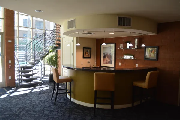 $1,600 | 1701 East Colter Street, Unit 313, Phoenix, AZ 85016