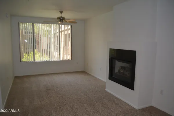 $1,600 | 1701 East Colter Street, Unit 313, Phoenix, AZ 85016