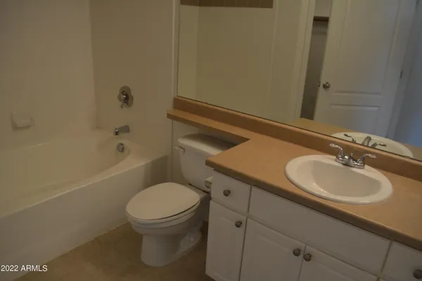 $1,600 | 1701 East Colter Street, Unit 313, Phoenix, AZ 85016