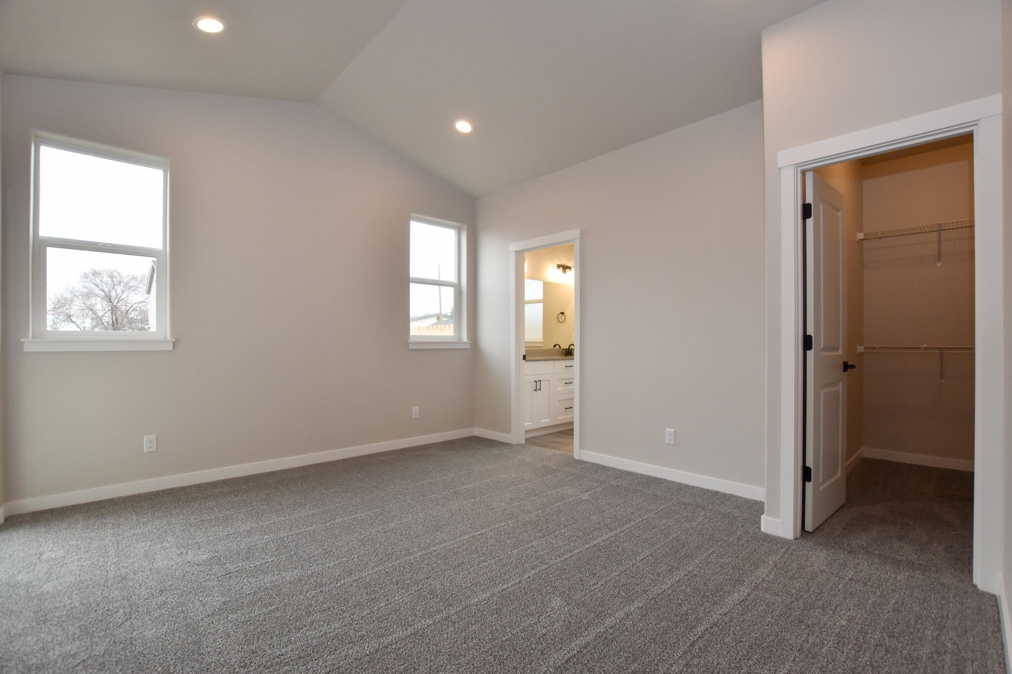 2352 Southwest 25th Street Redmond, OR 97756 - Photo 20 of 28 #20