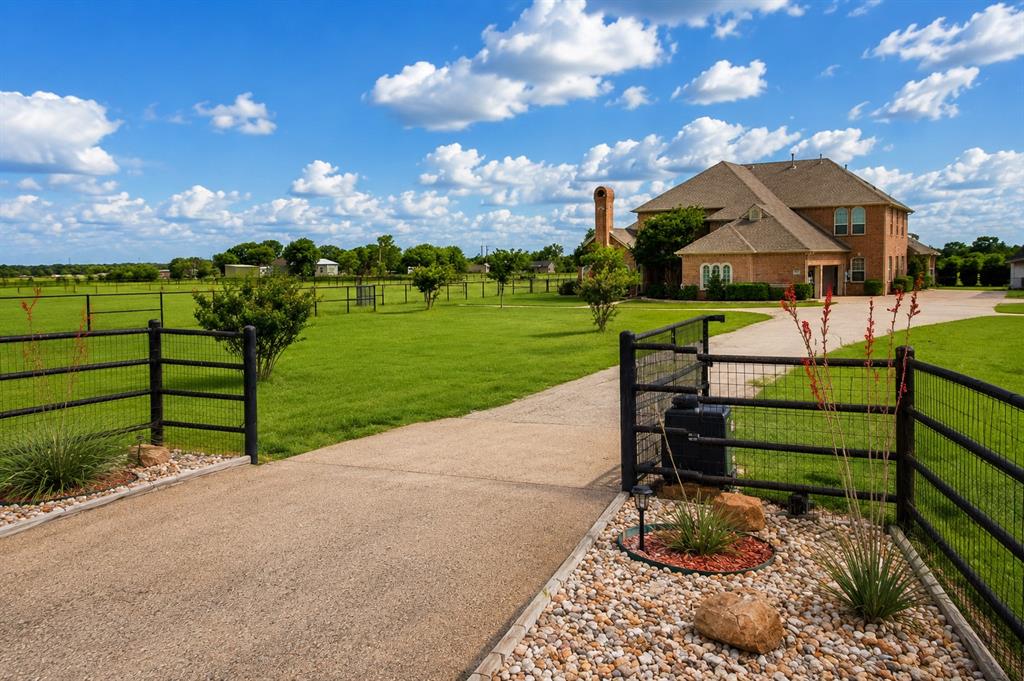 1613 Schober Road Northlake, TX 76226 - Photo 2 of 38
