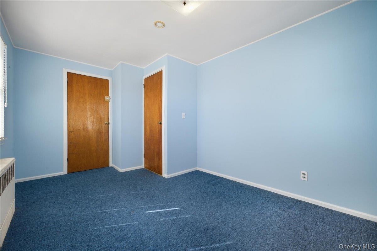 2846 Walter Road Wantagh, NY 11793 - Photo 20 of 34