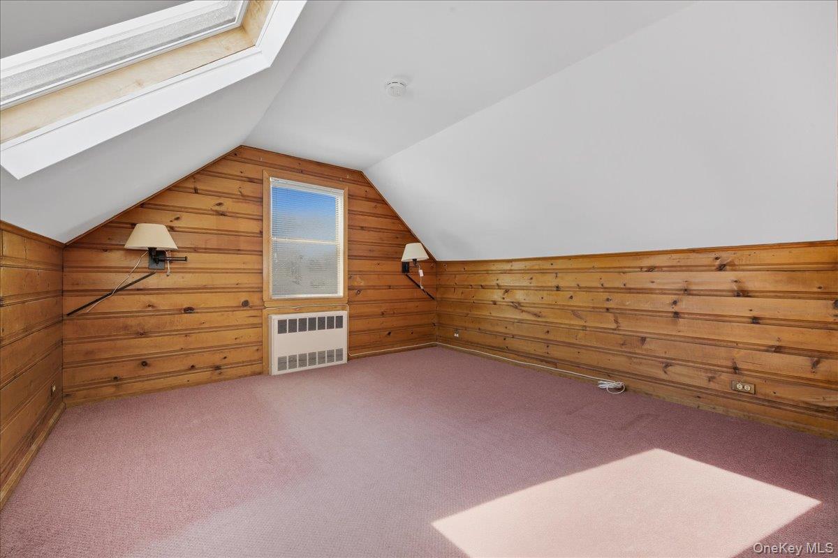 2846 Walter Road Wantagh, NY 11793 - Photo 21 of 34