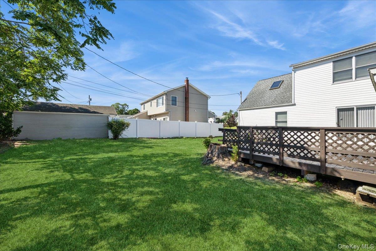 2846 Walter Road Wantagh, NY 11793 - Photo 34 of 34