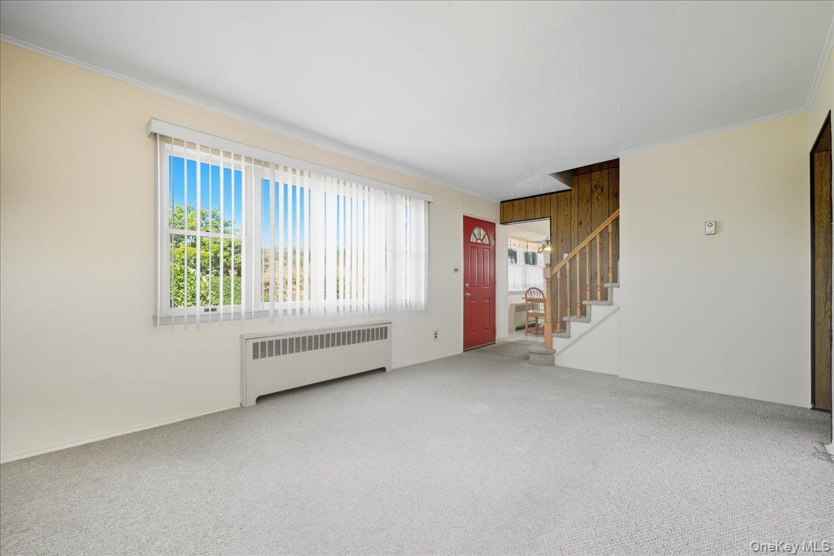 2846 Walter Road Wantagh, NY 11793 - Photo 6 of 34