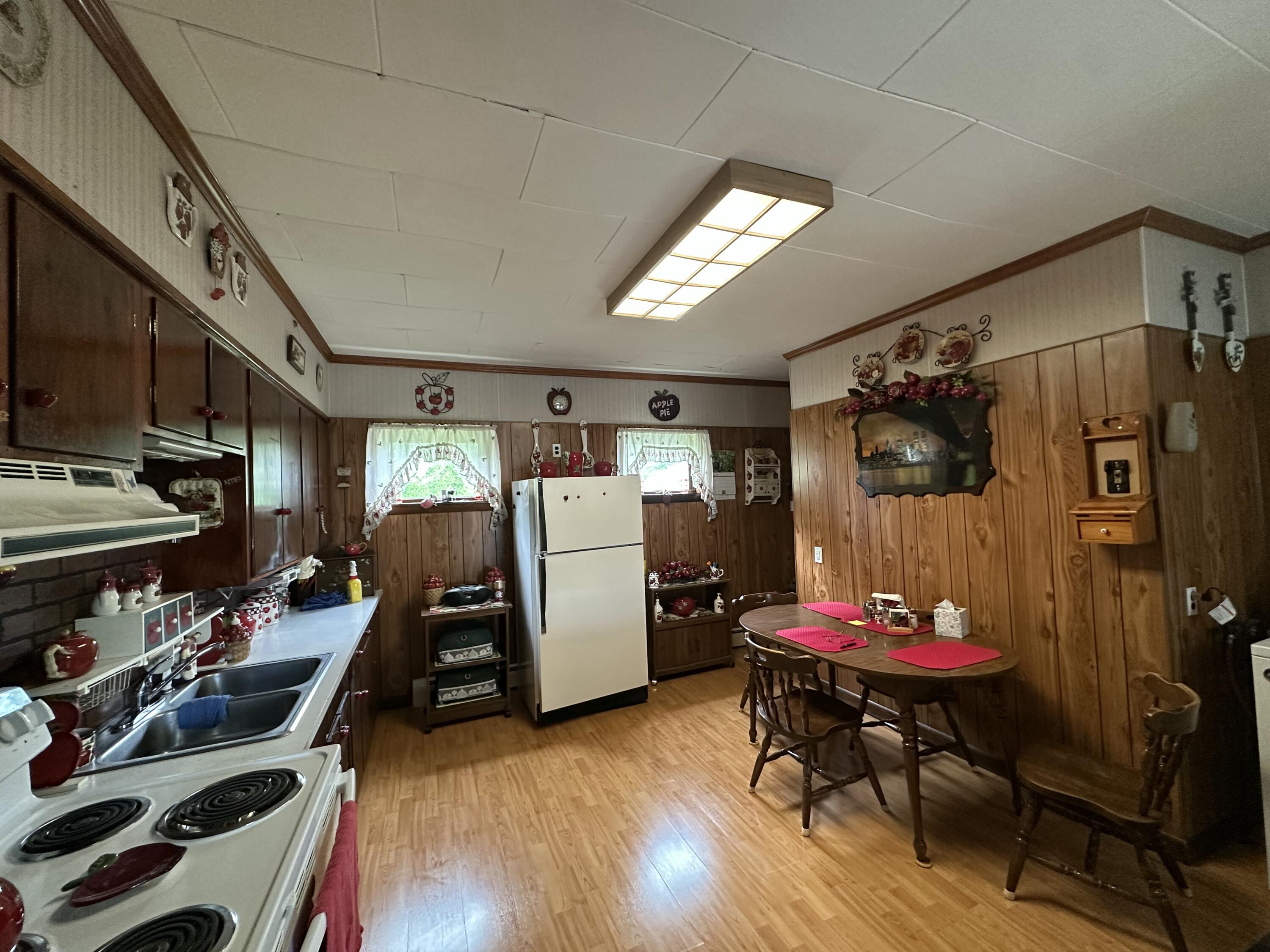 193 Hodgdon Mills Road Houlton, ME 04730 - Photo 6 of 27 IMG_9783