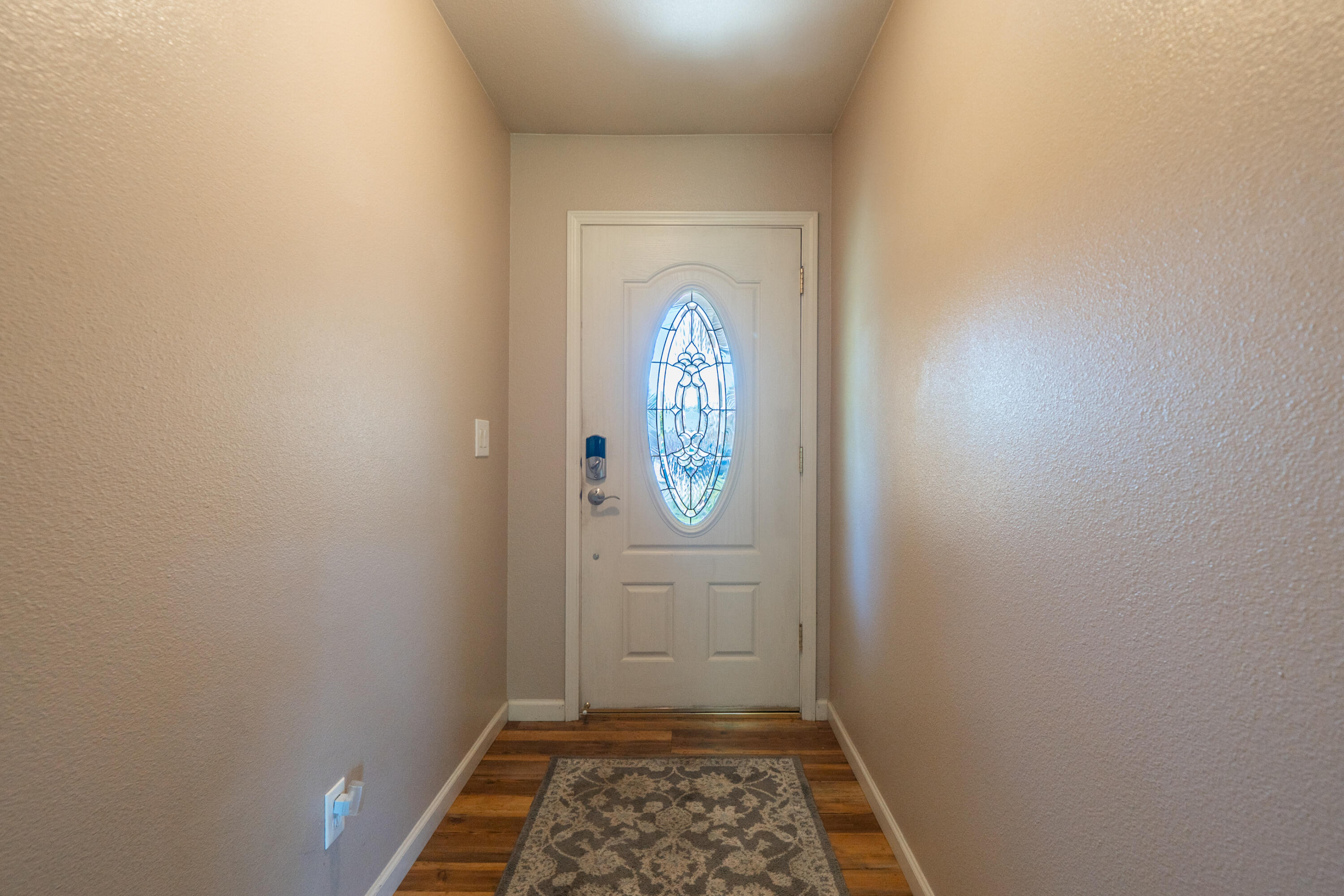 3388 Oak Street Anderson, CA 96007 - Photo 4 of 36