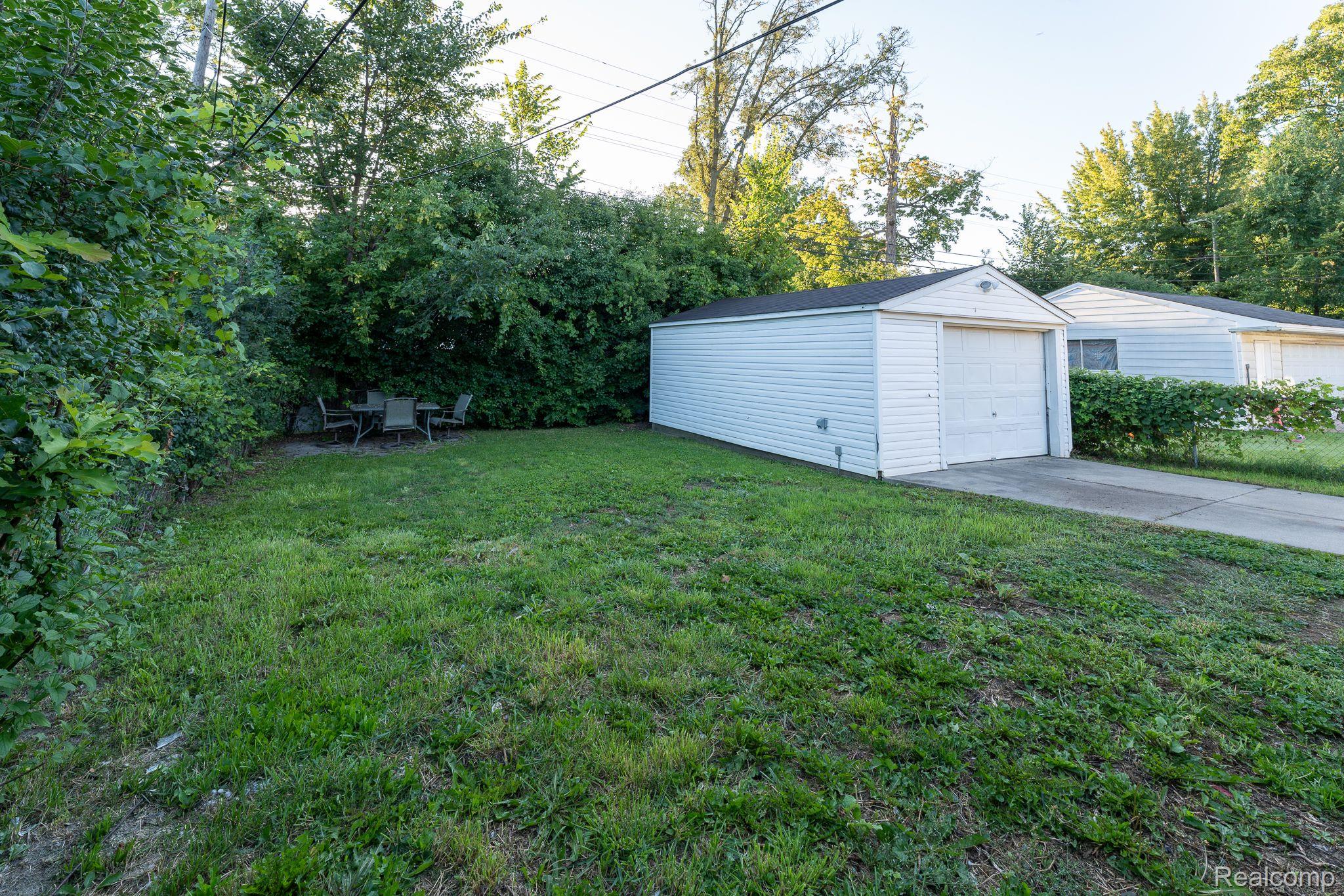 4212 Greenfield Road Berkley, MI 48072 - Photo 19 of 19 Gallery Image 19