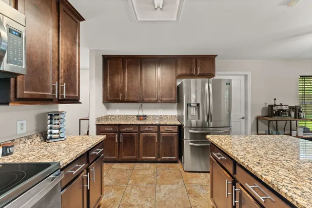 $559,999 | 2552 Lavendale Court, Austin, TX 78748