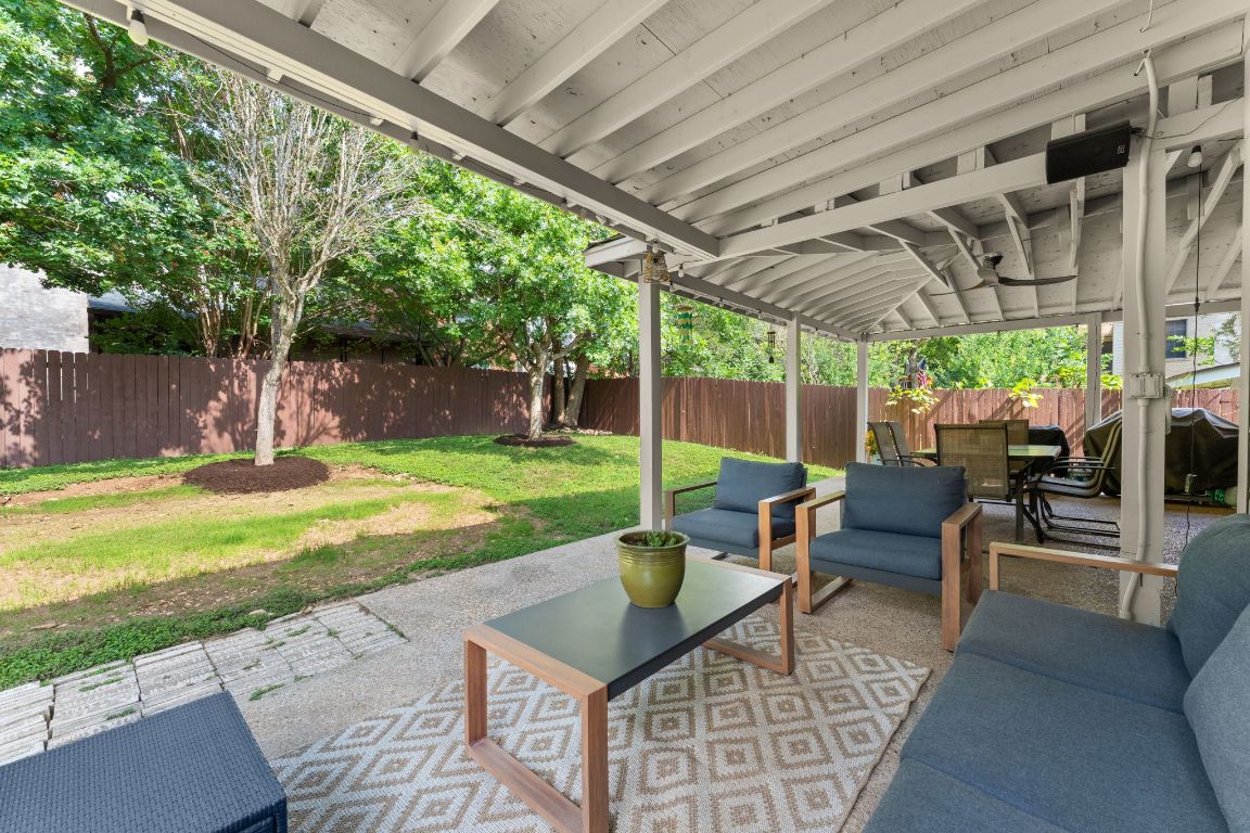 2552 Lavendale Court Austin, TX 78748 - Photo 32 of 35