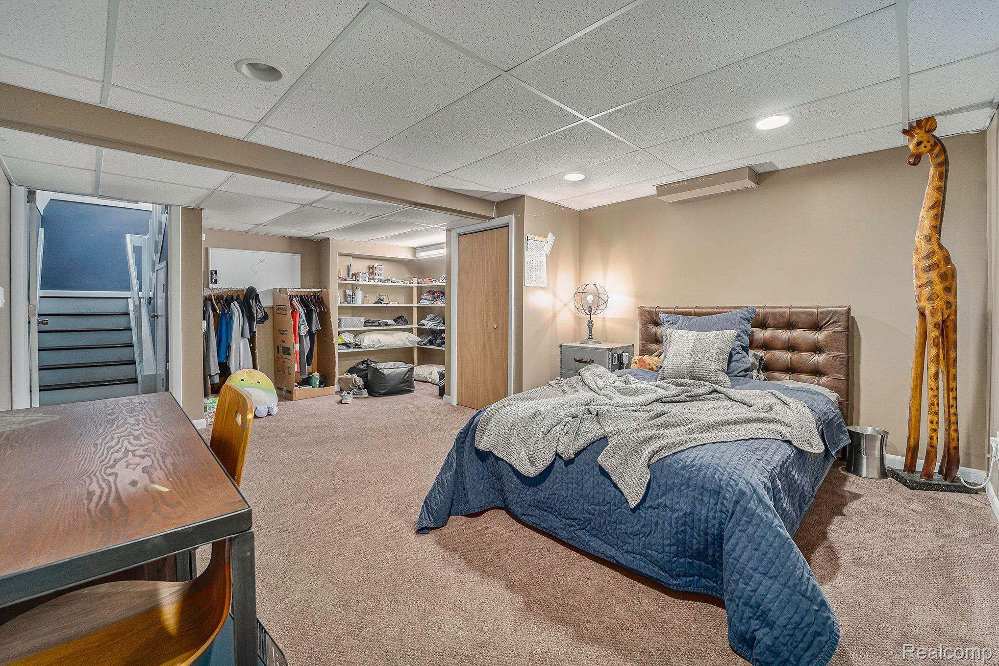 18201 Beverly Road Franklin, MI 48025 - Photo 41 of 46 Gallery Image 41