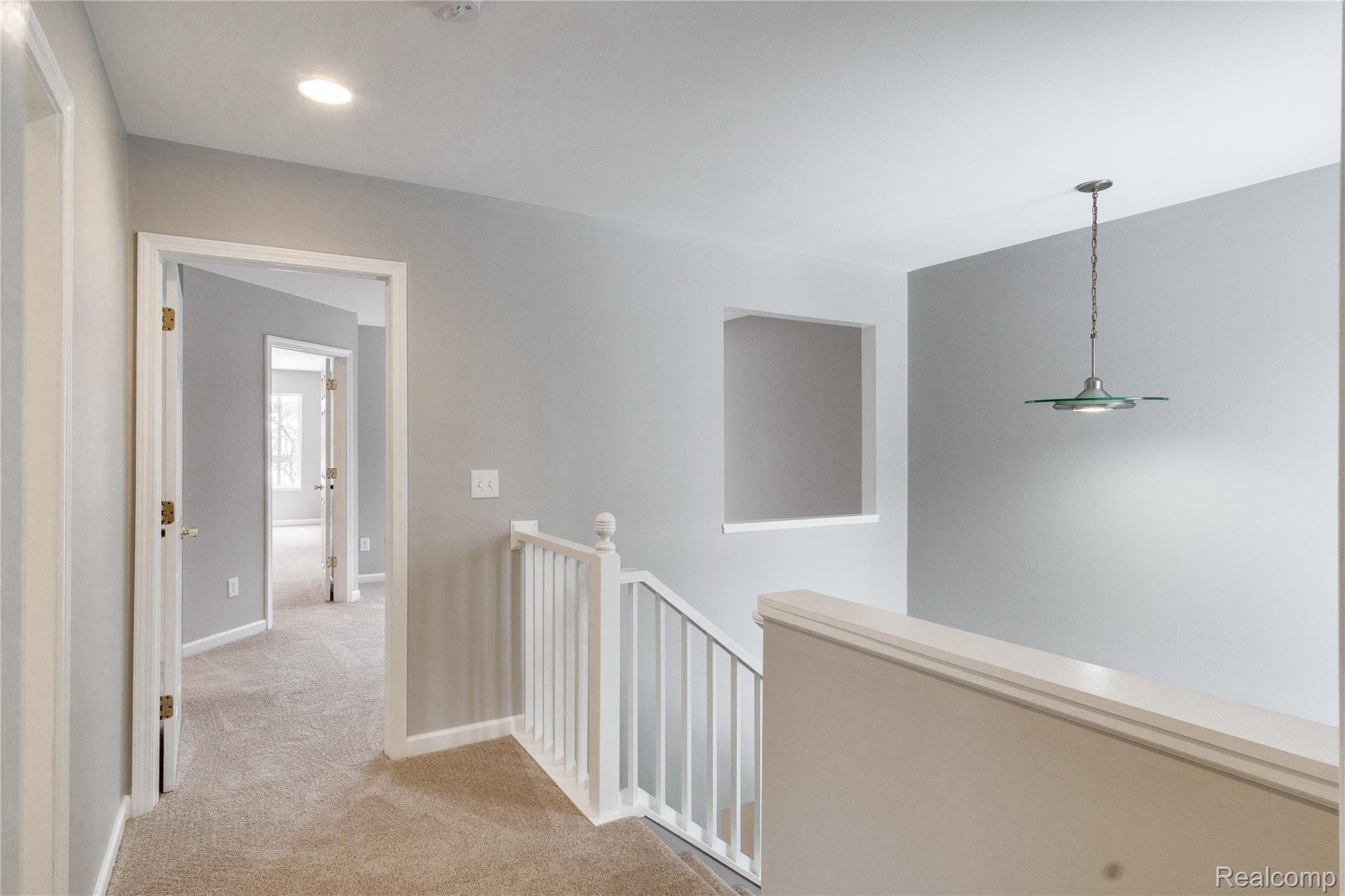 1533 Paramount Street Novi, MI 48377 - Photo 21 of 51 2nd floor landing