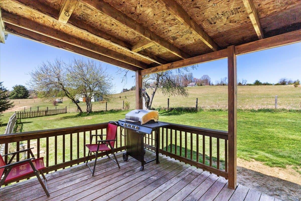 1475 Daniels Run Road Northeast Check, VA 24072 - Photo 44 of 69 Gallery Image 44