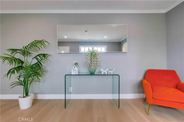 $869,500 | 2124 Baltic Avenue, Long Beach, CA 90810