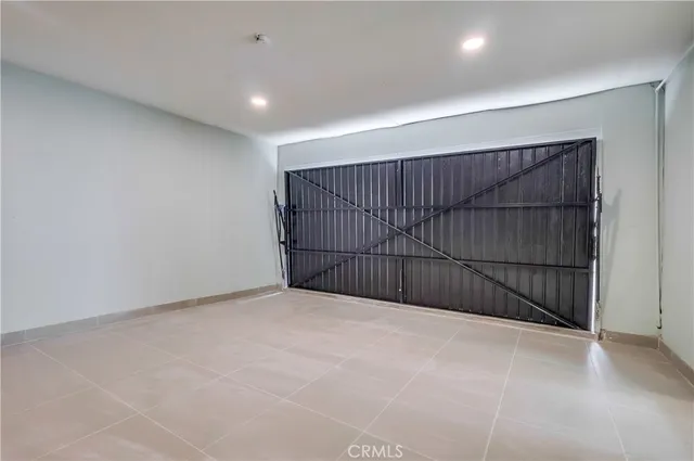 $869,500 | 2124 Baltic Avenue, Long Beach, CA 90810