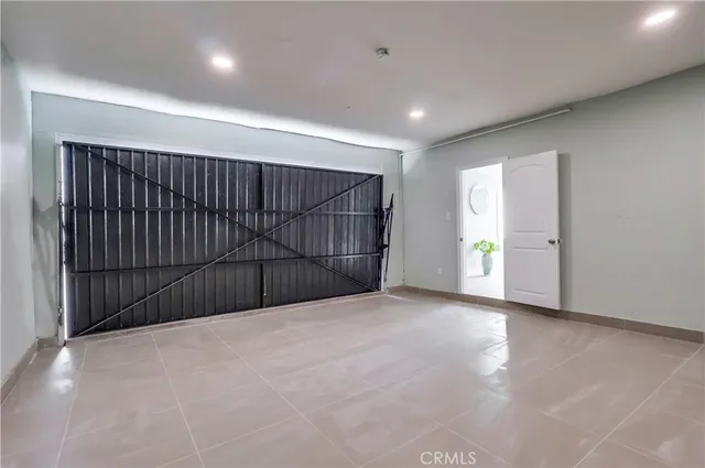 $869,500 | 2124 Baltic Avenue, Long Beach, CA 90810