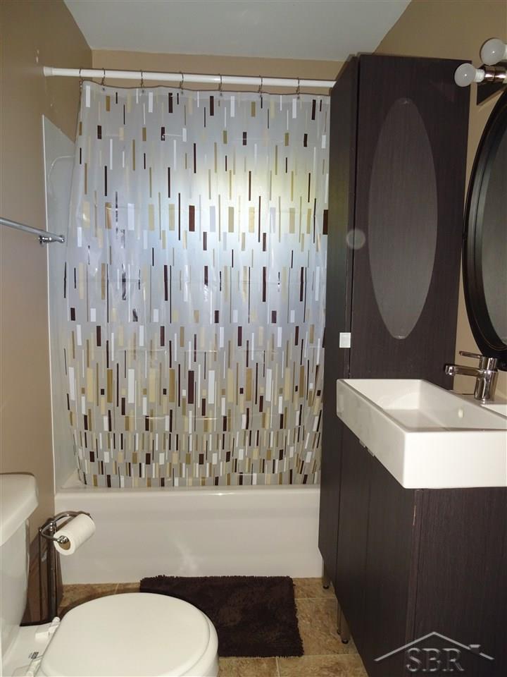 365 South Center Road Saginaw, MI 48638 - Photo 9 of 17 31305164-8.JPG
