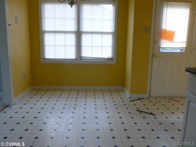 5010 Niles Road Richmond, VA 23234 - Photo 3 of 7 a bathroom with a sink