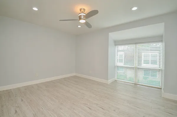 $2,250 | 12633 Memorial Drive, Unit 174, Houston, TX 77024