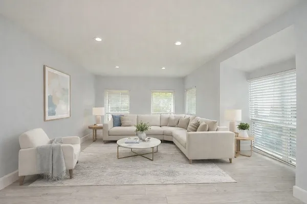 $2,250 | 12633 Memorial Drive, Unit 174, Houston, TX 77024