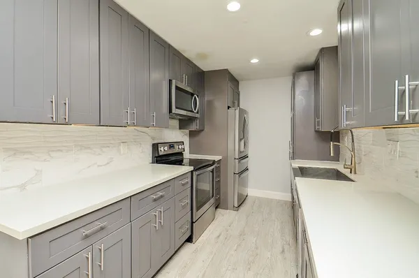 $2,250 | 12633 Memorial Drive, Unit 174, Houston, TX 77024