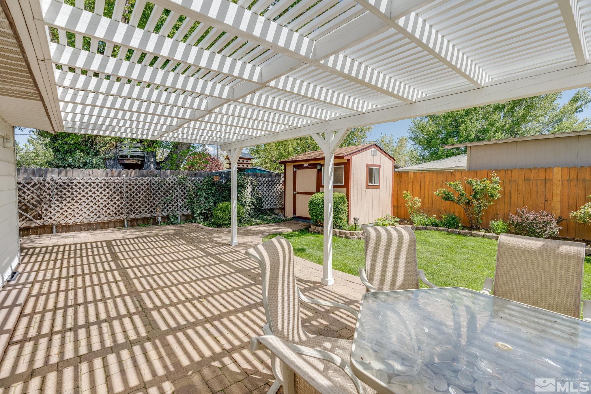 1065 Beldon Way Reno, NV 89503 - Photo 30 of 35 a front view of a house with garden