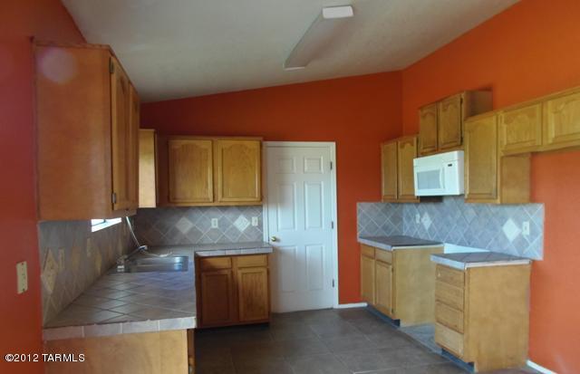 1121 Camafeo Court Rio Rico, AZ 85648 - Photo 5 of 6