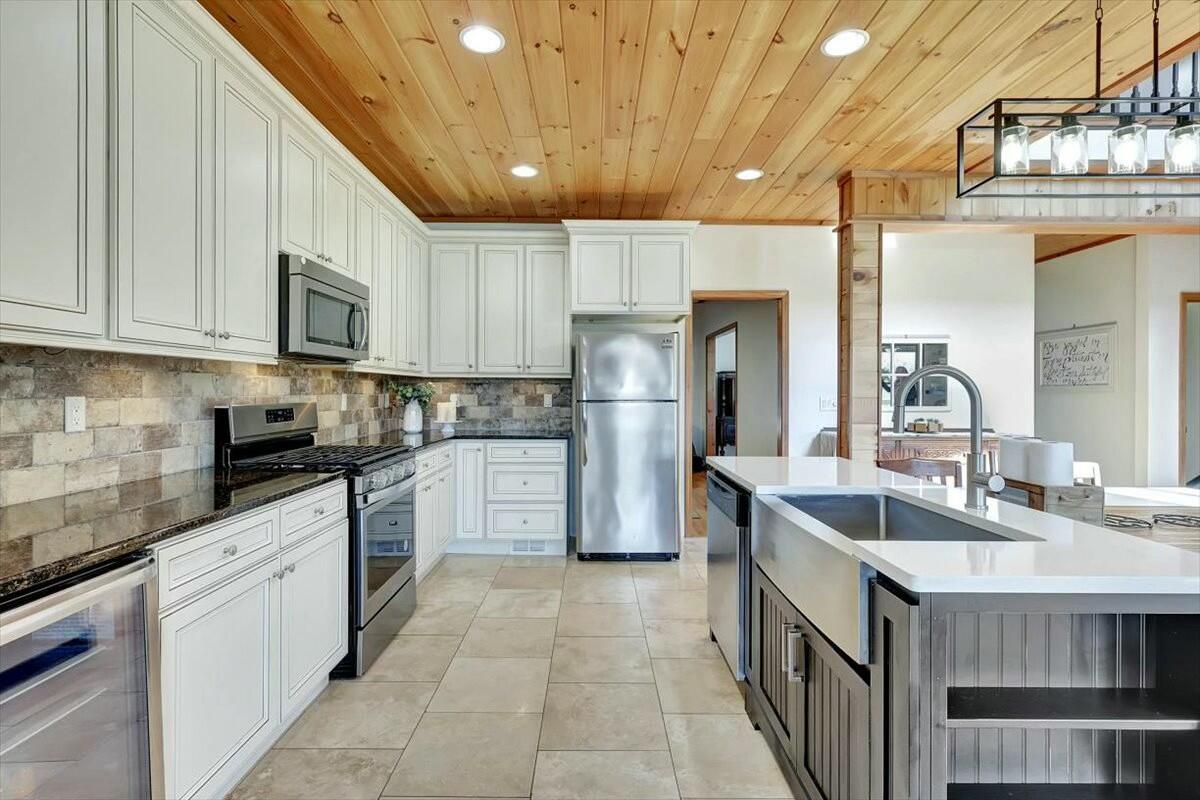 182 Rivers Edge Lane Benton, TN 37307 - Photo 11 of 62 tempImagedWupcF