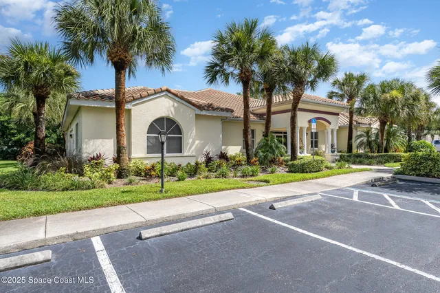 $2,650 | 8871 Lake Drive, Unit 501, Cape Canaveral, FL 32920