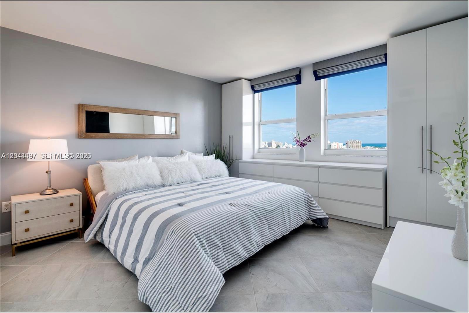 90 Alton Road, Unit 1207 Miami Beach, FL 33139 - Photo 8 of 24