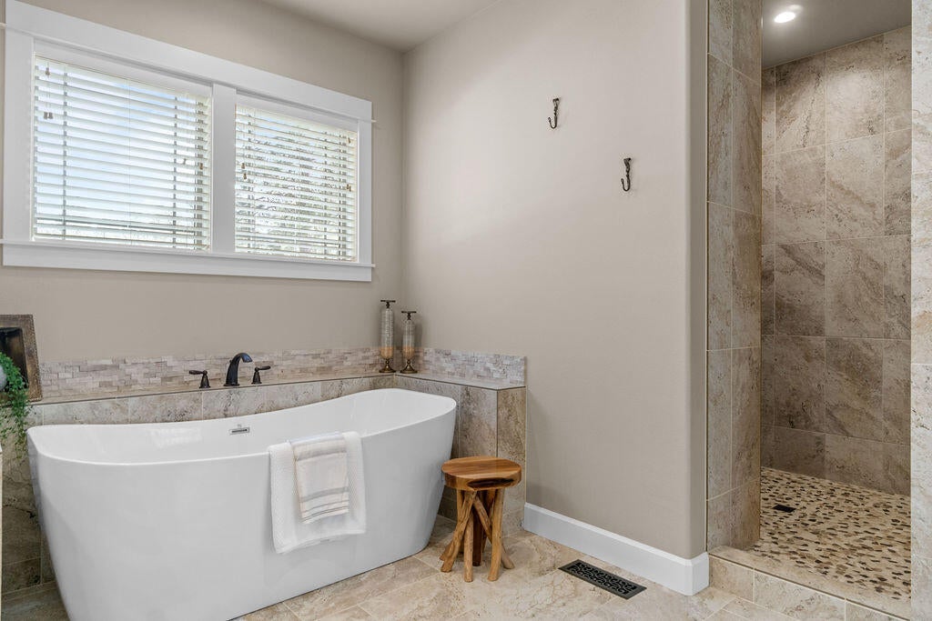 19435 Calico Road Bend, OR 97702 - Photo 17 of 73 Soaking tub & walk in shower