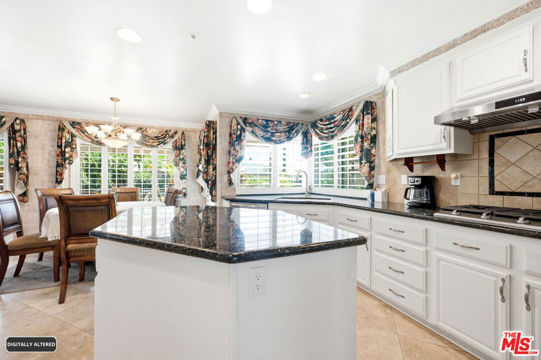 14282 Rideout Court Fontana, CA 92336 - Photo 11 of 36