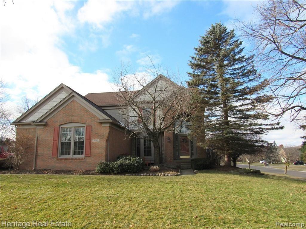 3787 Rolling Hills Road Lake Orion, MI 48359 - Photo 1 of 3
