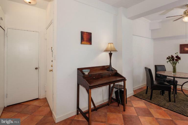 3901 Tunlaw Road Northwest, Unit 101 Washington, DC 20007 - Photo 1 of 27 Interior (General)